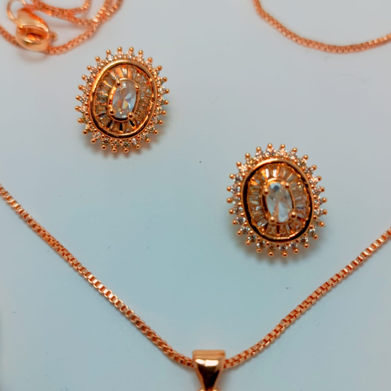 Royal Radiance Jewelry Set – 5 Piece (Necklace, Earrings, Ring, Bracelet)