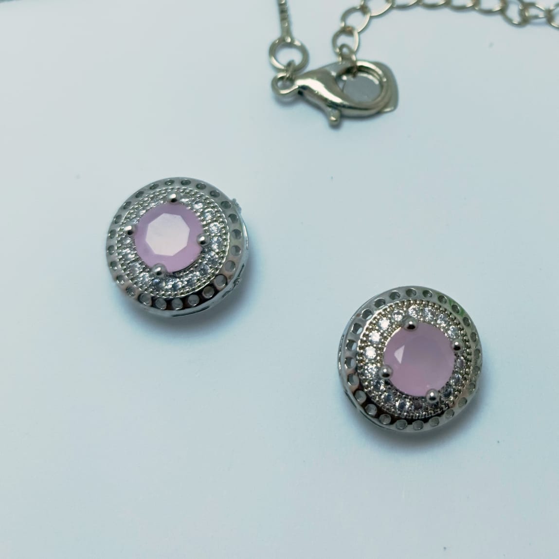 Graceful Silver-Plated Jewelry Set with Light Pink Gem – Necklace, Earrings & Ring