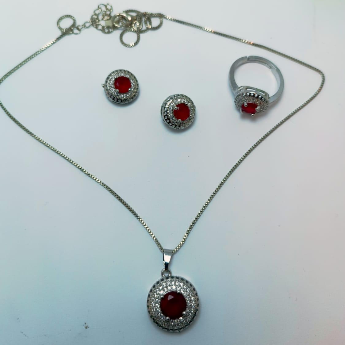 Graceful Silver-Plated Jewelry Set with Light Pink Gem – Necklace, Earrings & Ring