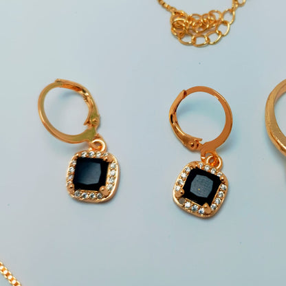 Golden Grace Jewelry Set – Necklace, Earrings & Ring